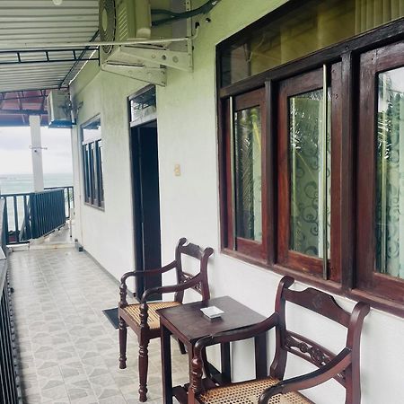 Peacock Beach Hotel Unawatuna Dış mekan fotoğraf