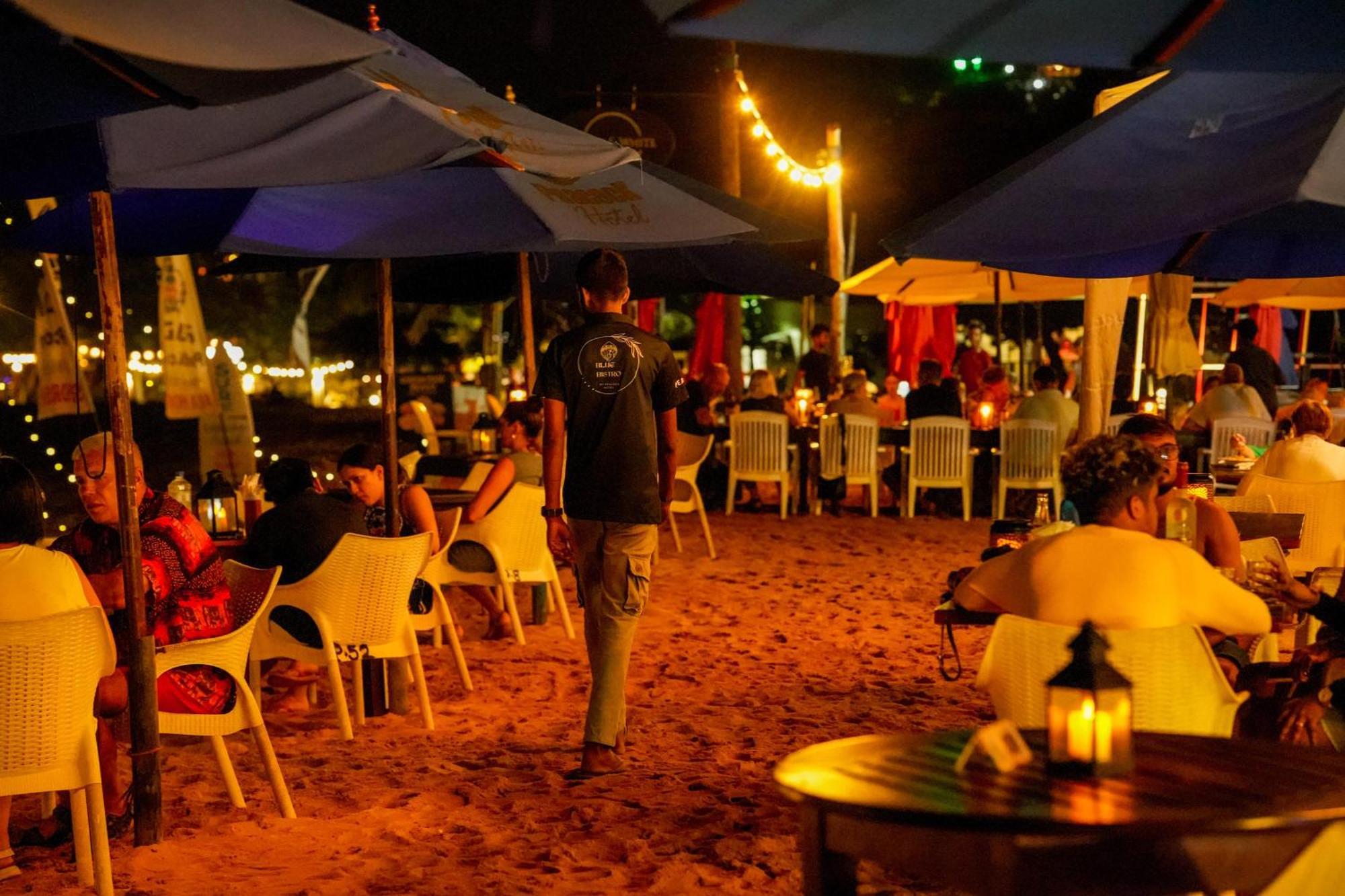 Peacock Beach Hotel Unawatuna Dış mekan fotoğraf