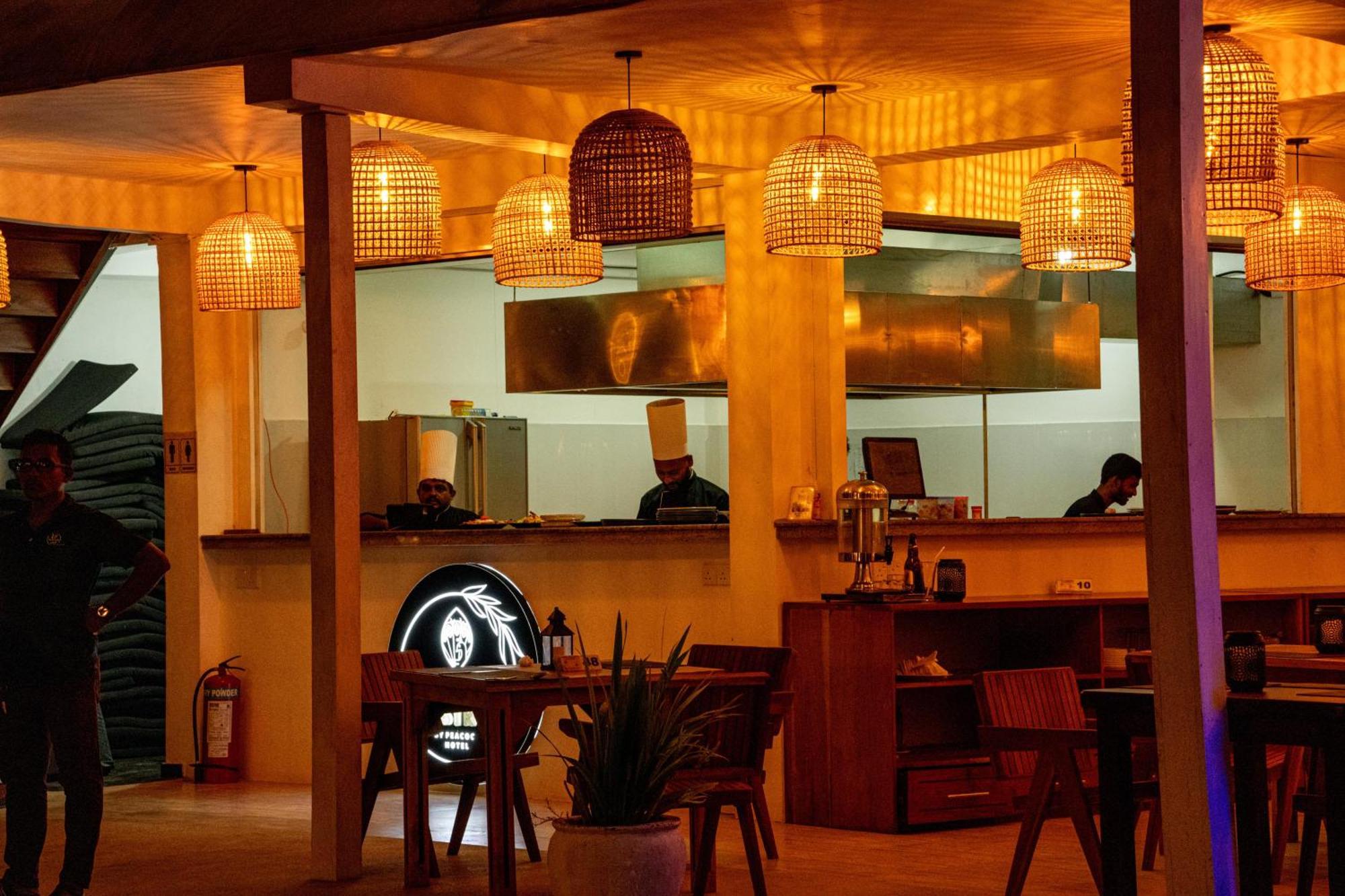 Peacock Beach Hotel Unawatuna Dış mekan fotoğraf