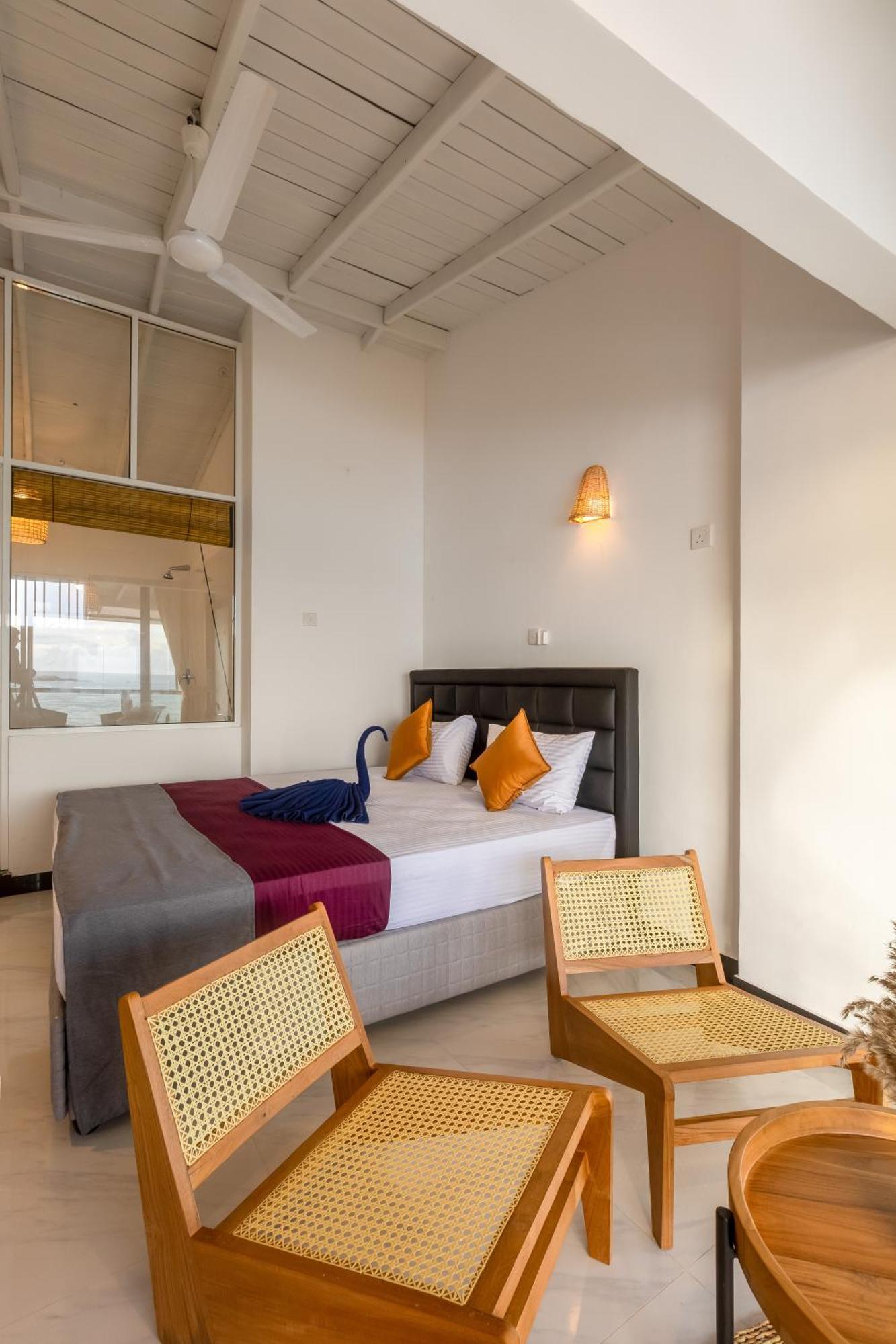 Peacock Beach Hotel Unawatuna Dış mekan fotoğraf