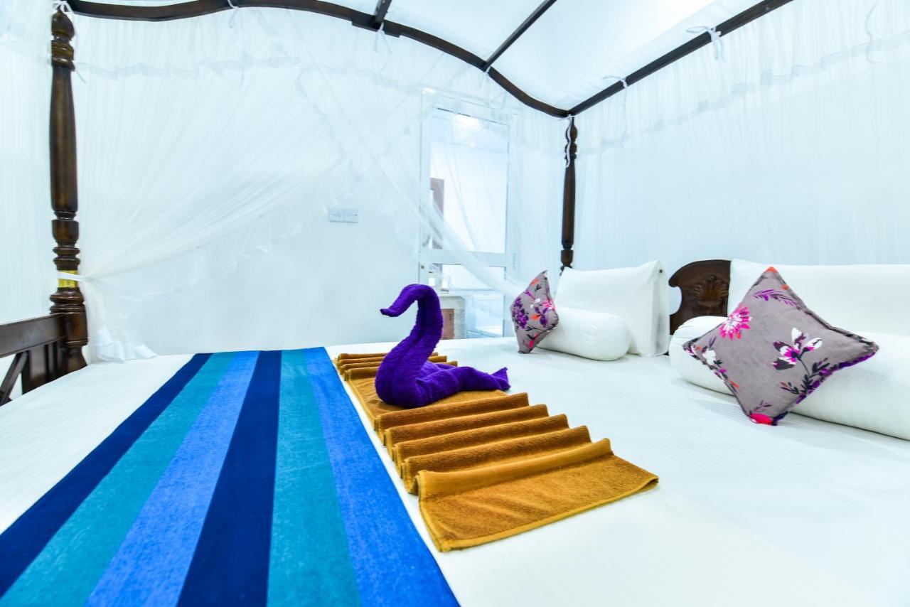 Peacock Beach Hotel Unawatuna Dış mekan fotoğraf
